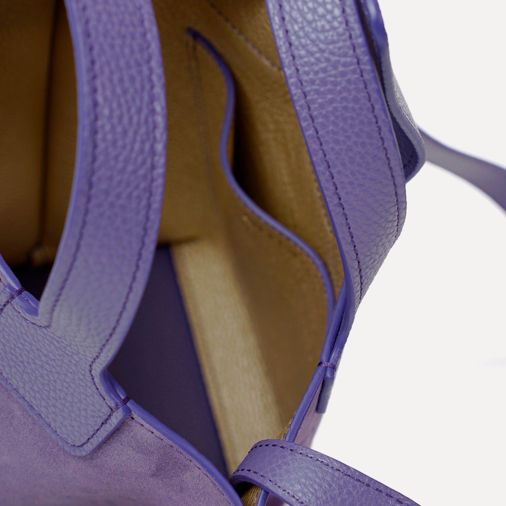 Caprice Bag, Textured Leather, Color Dark Chocolate