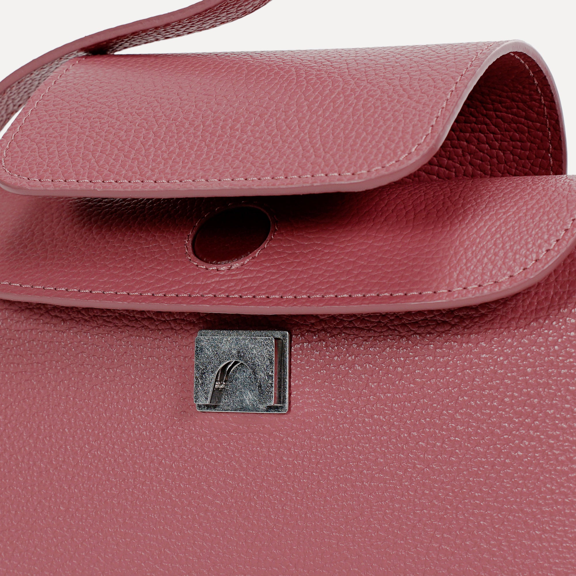 Cachette Bag, Textured Leather, Shamal Pink